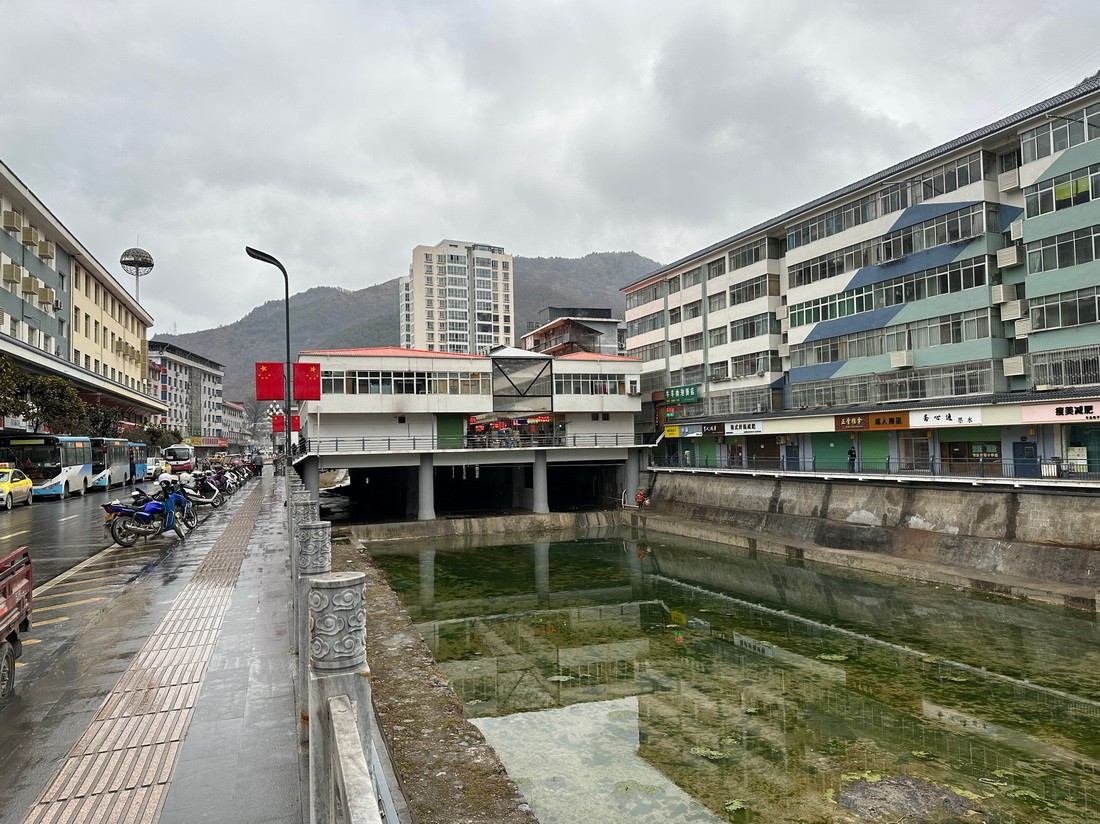 BIM建筑|康县新人字桥及周边商业街更新设计 / 三文建筑 何崴工作室 BIM建筑|康县新人字桥及周边商业街更新设计 / 三文建筑 何崴工作室