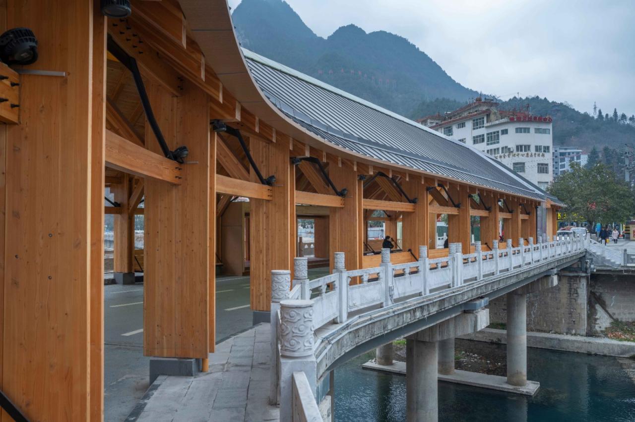 BIM建筑|康县新人字桥及周边商业街更新设计 / 三文建筑 何崴工作室 BIM建筑|康县新人字桥及周边商业街更新设计 / 三文建筑 何崴工作室