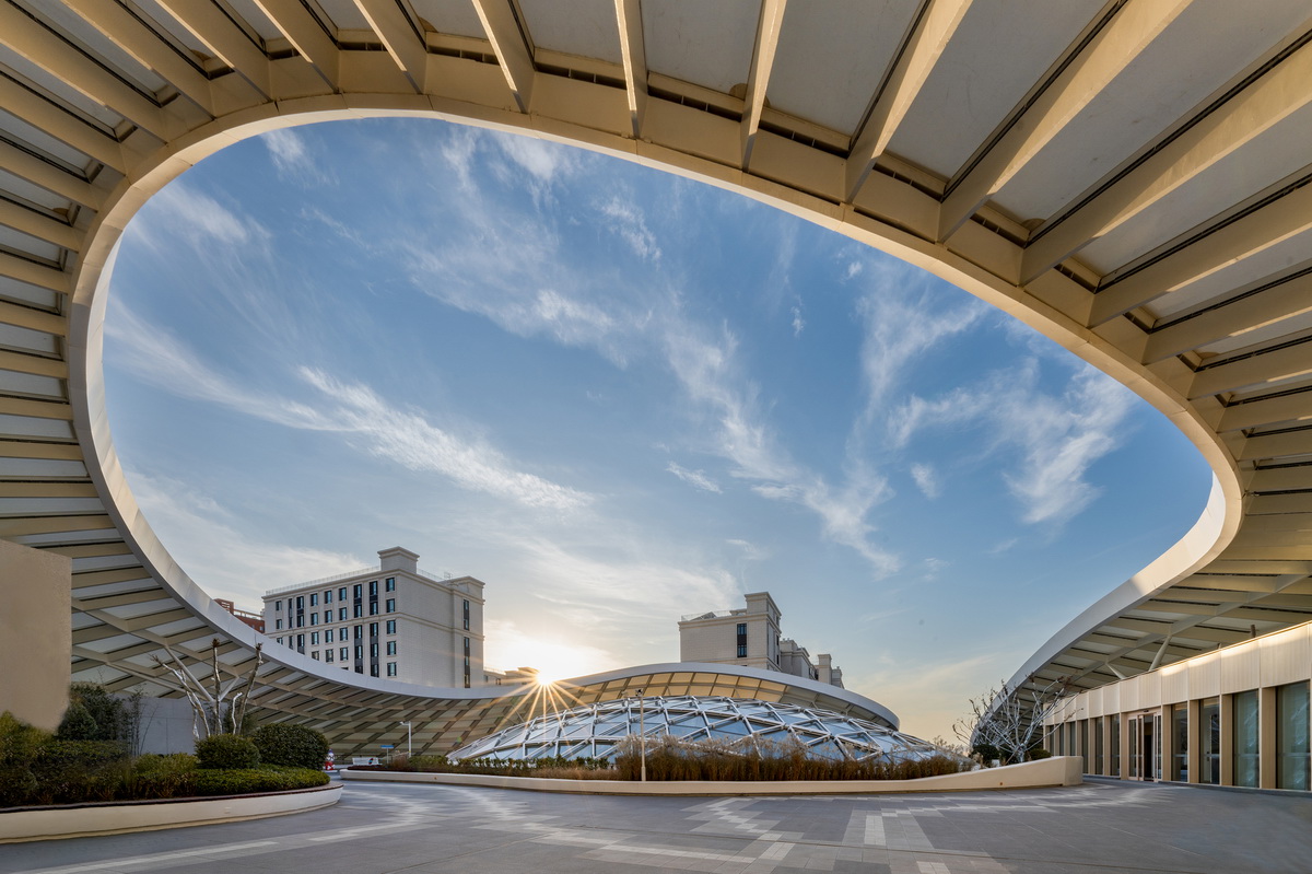 BIM建筑|泰康之家·燕园三期及社区活力中心 / 方未建筑设计+三磊设计 BIM建筑|泰康之家·燕园三期及社区活力中心 / 方未建筑设计+三磊设计