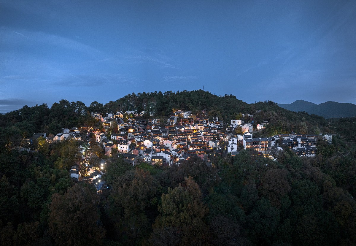 BIM建筑|村庄文化:一砖一瓦,寻回乡愁,婺源篁岭营造记 / 婺源县村庄文化传媒有限公司 BIM建筑|村庄文化:一砖一瓦,寻回乡愁,婺源篁岭营造记 / 婺源县村庄文化传媒有限公司