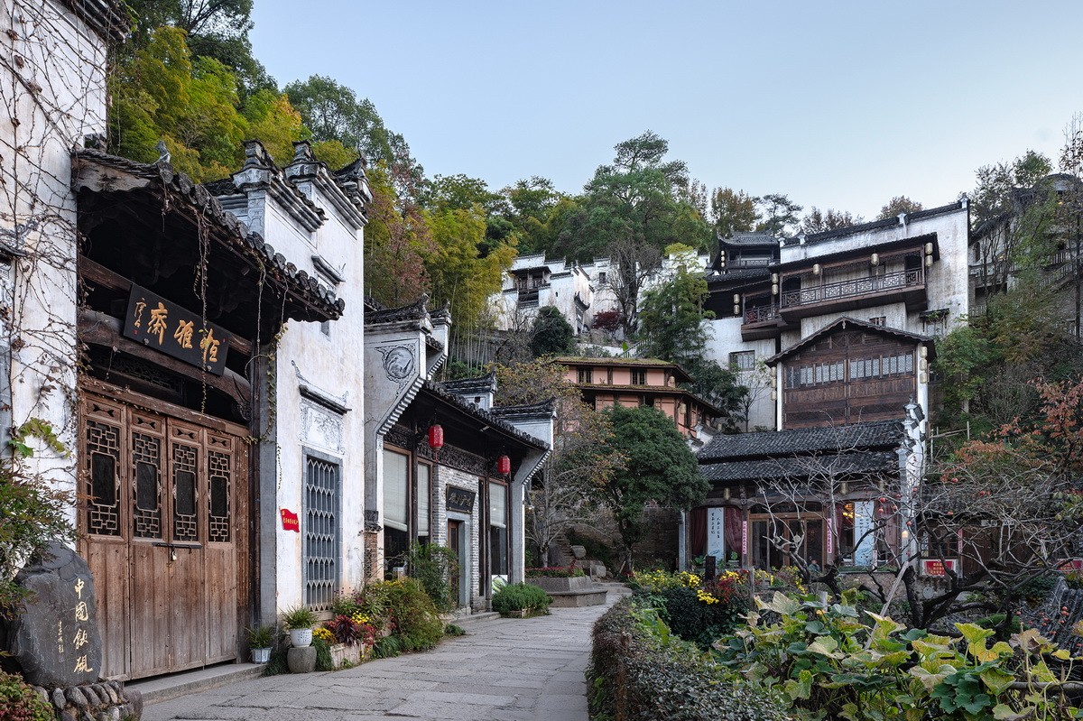 BIM建筑|村庄文化:一砖一瓦,寻回乡愁,婺源篁岭营造记 / 婺源县村庄文化传媒有限公司 BIM建筑|村庄文化:一砖一瓦,寻回乡愁,婺源篁岭营造记 / 婺源县村庄文化传媒有限公司