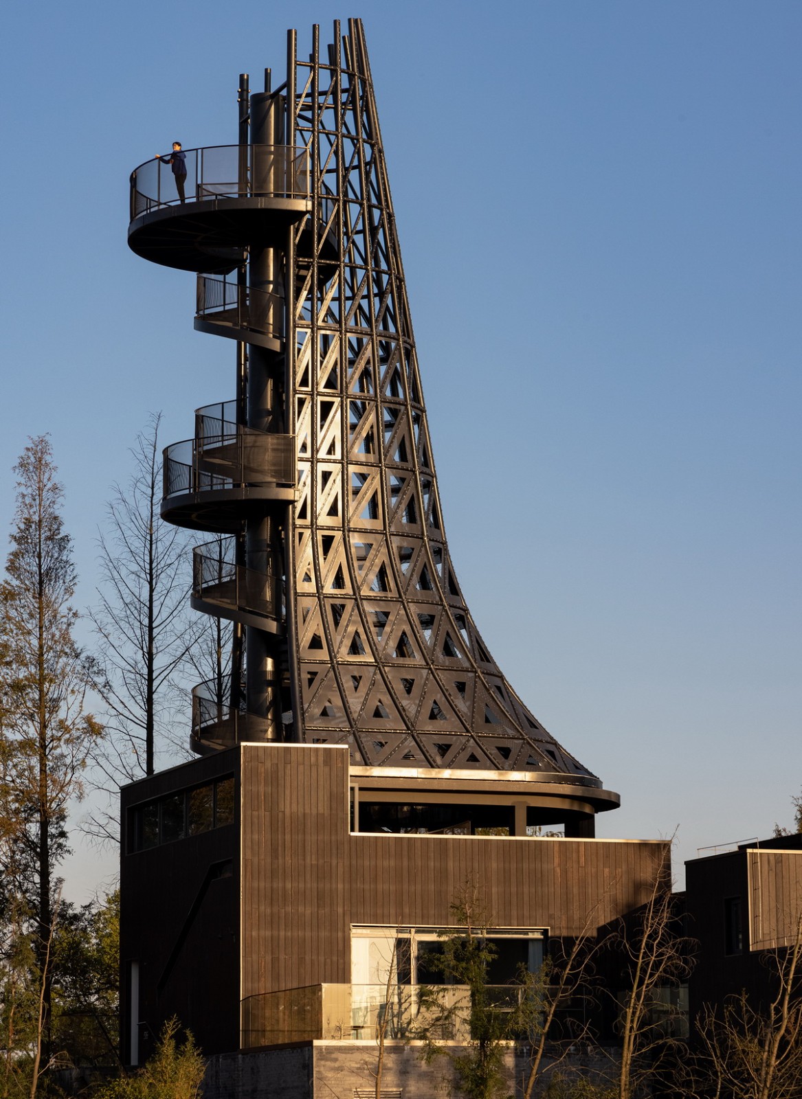 BIM建筑|桐乡濮院红旗漾杉林部落共享餐厅 / 上海严旸建筑设计工作室 BIM建筑|桐乡濮院红旗漾杉林部落共享餐厅 / 上海严旸建筑设计工作室