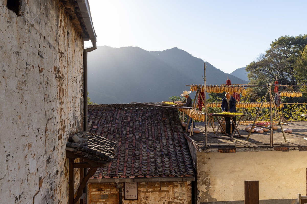 BIM建筑|村庄文化:一砖一瓦,寻回乡愁,婺源篁岭营造记 / 婺源县村庄文化传媒有限公司 BIM建筑|村庄文化:一砖一瓦,寻回乡愁,婺源篁岭营造记 / 婺源县村庄文化传媒有限公司