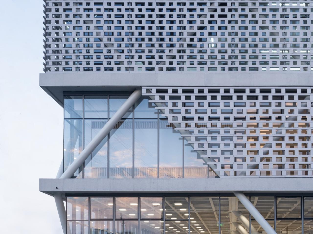 BIM建筑|锡宝行 / 非常建筑 BIM建筑|锡宝行 / 非常建筑