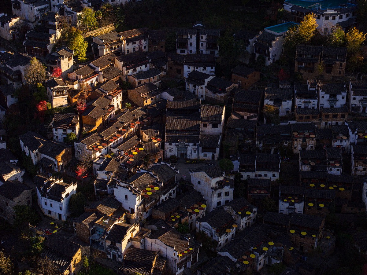 BIM建筑|村庄文化:一砖一瓦,寻回乡愁,婺源篁岭营造记 / 婺源县村庄文化传媒有限公司 BIM建筑|村庄文化:一砖一瓦,寻回乡愁,婺源篁岭营造记 / 婺源县村庄文化传媒有限公司