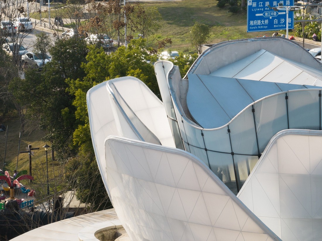 BIM建筑|整体可动的动态建筑:长沙“湘江之眼” / 朱培栋-line+建筑事务所 BIM建筑|整体可动的动态建筑:长沙“湘江之眼” / 朱培栋-line+建筑事务所