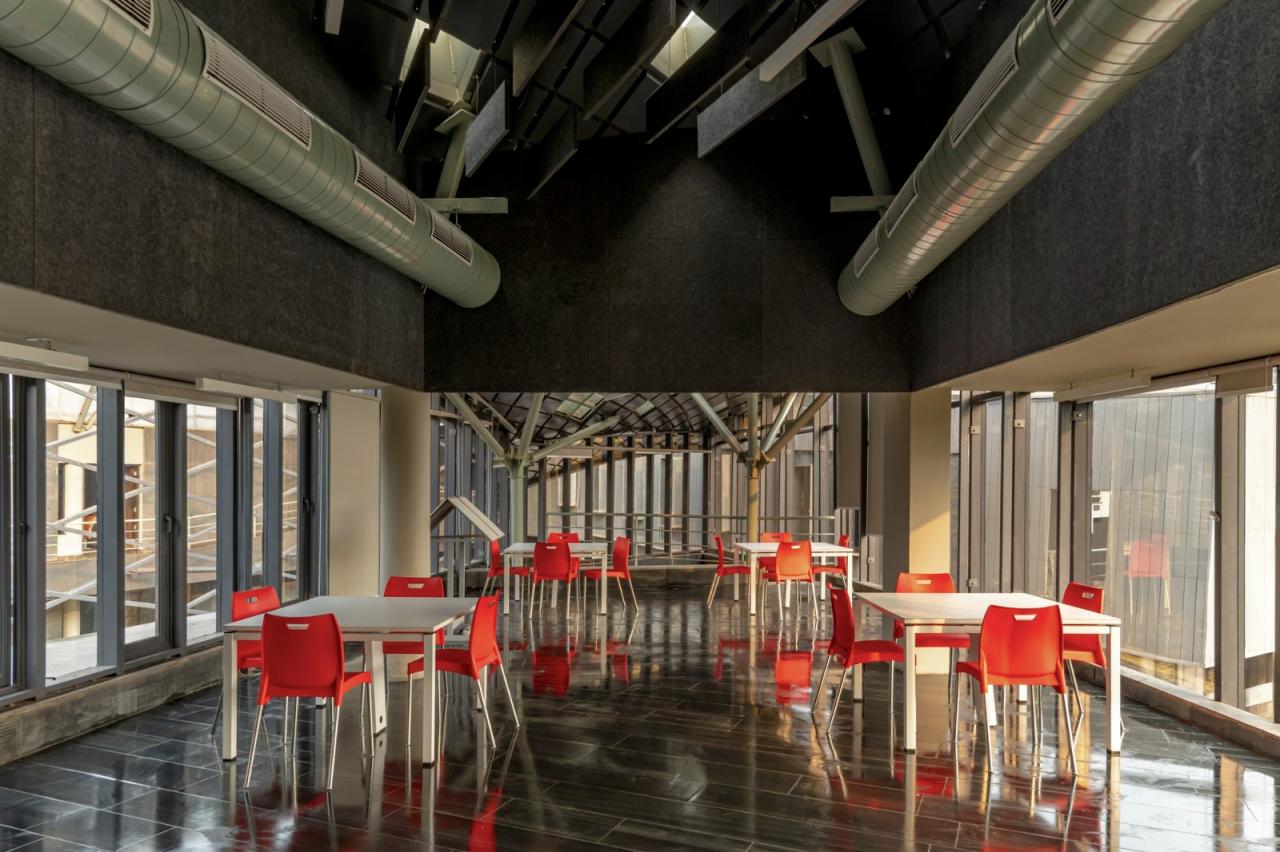 BIM建筑|国家水上运动研究所 / M:OFA 工作室 BIM建筑|国家水上运动研究所 / M:OFA 工作室