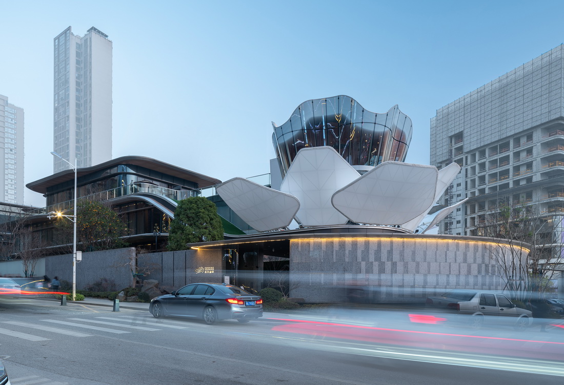 BIM建筑|整体可动的动态建筑:长沙“湘江之眼” / 朱培栋-line+建筑事务所 BIM建筑|整体可动的动态建筑:长沙“湘江之眼” / 朱培栋-line+建筑事务所