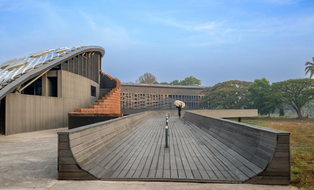 BIM建筑|国家水上运动研究所 / M:OFA 工作室 BIM建筑|国家水上运动研究所 / M:OFA 工作室