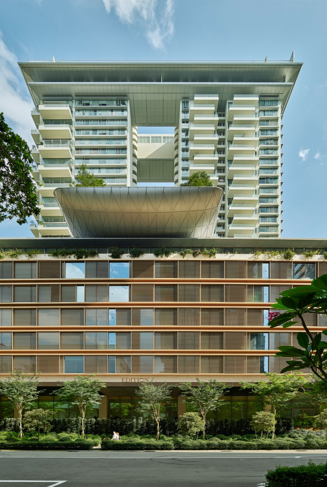 BIM建筑|铂瑞雅居与新加坡艾迪逊酒店 / 萨夫迪建筑事务所 BIM建筑|铂瑞雅居与新加坡艾迪逊酒店 / 萨夫迪建筑事务所