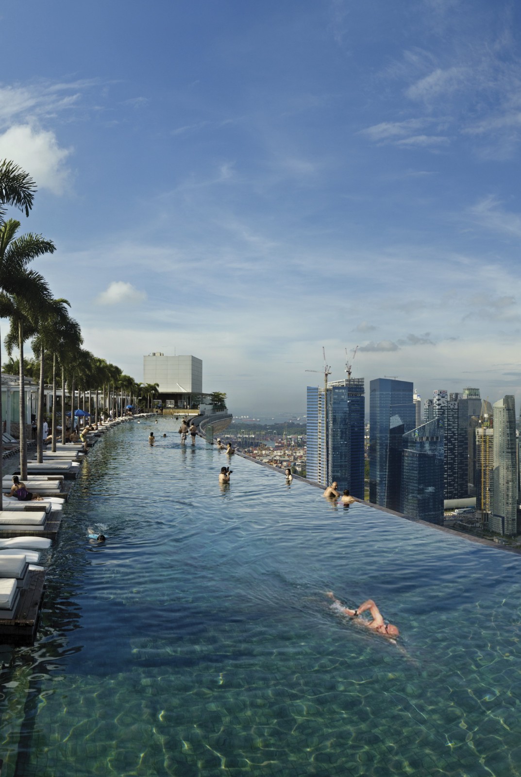 BIM建筑|铂瑞雅居与新加坡艾迪逊酒店 / 萨夫迪建筑事务所 BIM建筑|铂瑞雅居与新加坡艾迪逊酒店 / 萨夫迪建筑事务所