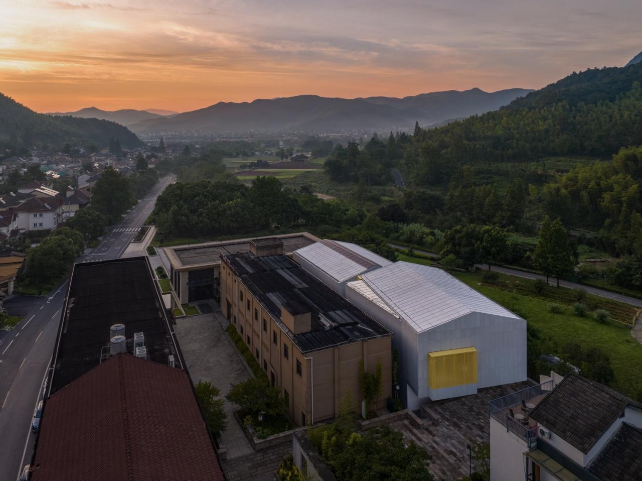 BIM建筑|基于空间叙事的乡村建筑改造实践探索 / 上海交通大学设计学院杜春宇团队 BIM建筑|基于空间叙事的乡村建筑改造实践探索 / 上海交通大学设计学院杜春宇团队