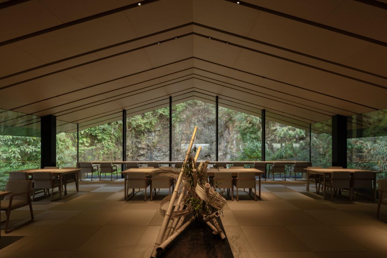 BIM建筑|三亚山谷餐厅(森海·四葉) / PLAT ASIA BIM建筑|三亚山谷餐厅(森海·四葉) / PLAT ASIA