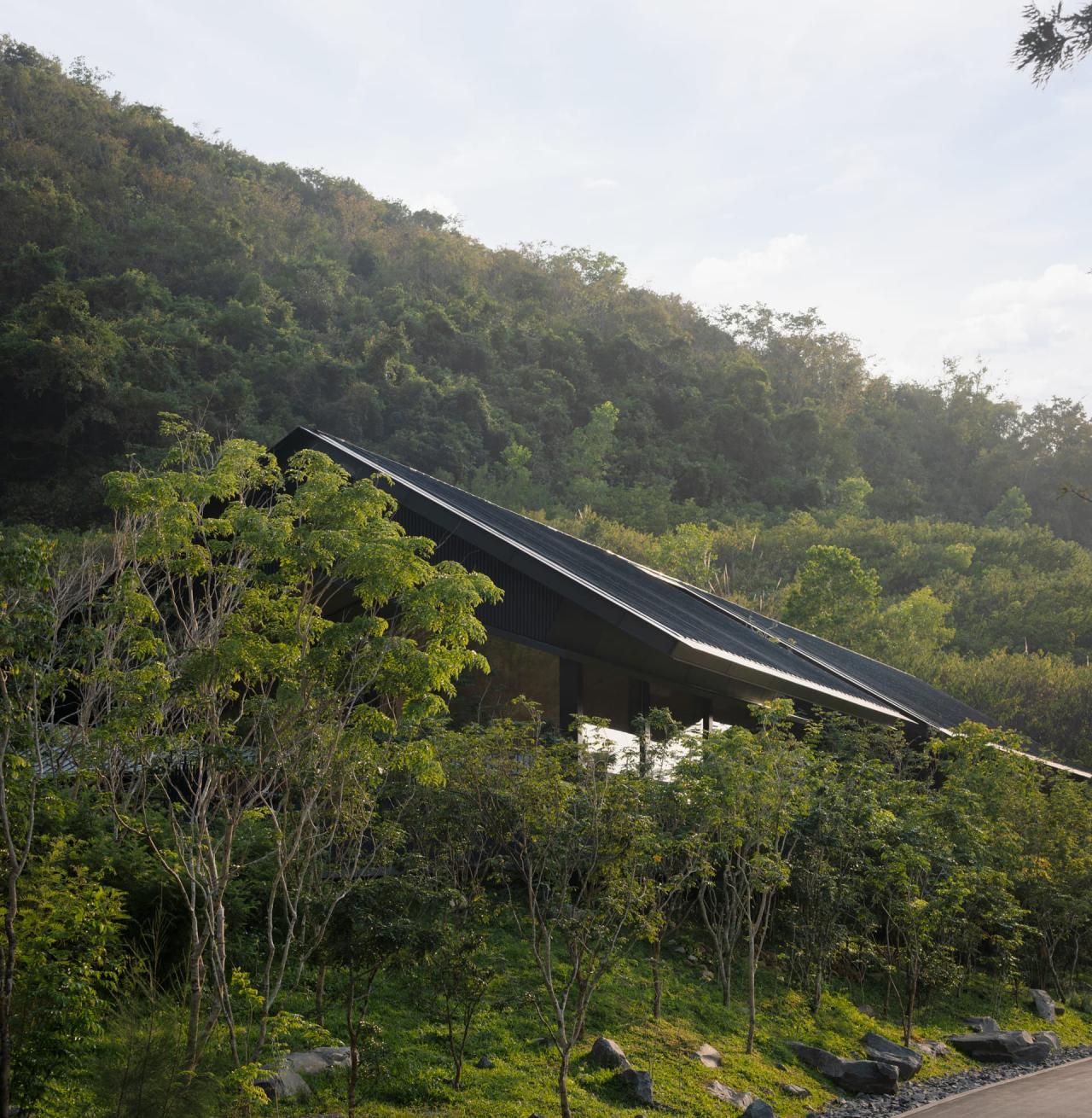 BIM建筑|三亚山谷餐厅(森海·四葉) / PLAT ASIA BIM建筑|三亚山谷餐厅(森海·四葉) / PLAT ASIA