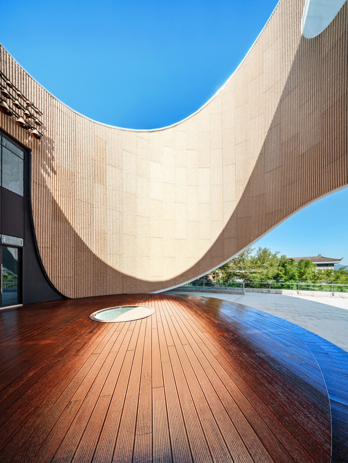 BIM建筑|巨龙山教堂 / INUCE • Dirk U. Moench BIM建筑|巨龙山教堂 / INUCE • Dirk U. Moench