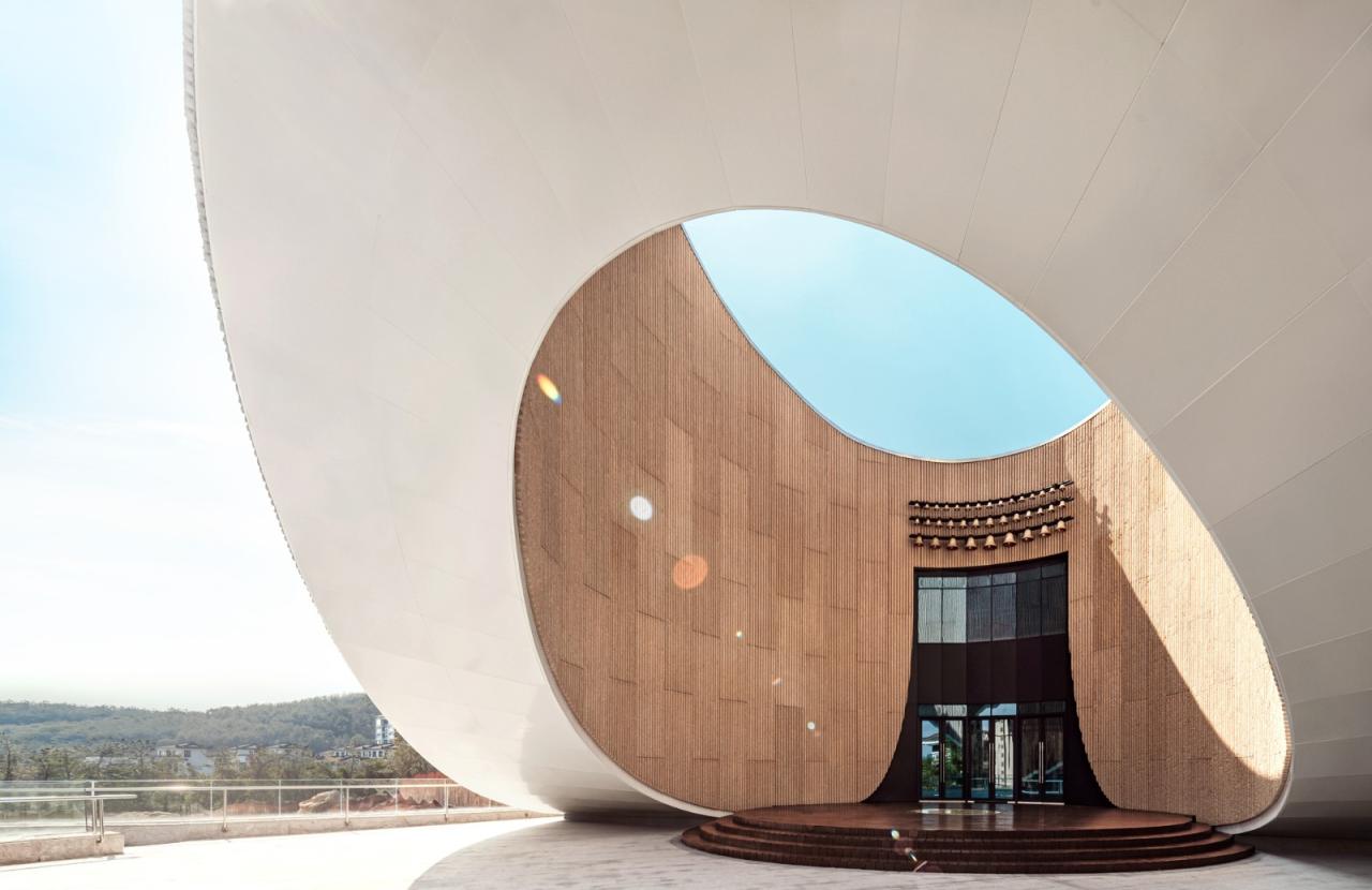 BIM建筑|巨龙山教堂 / INUCE • Dirk U. Moench BIM建筑|巨龙山教堂 / INUCE • Dirk U. Moench