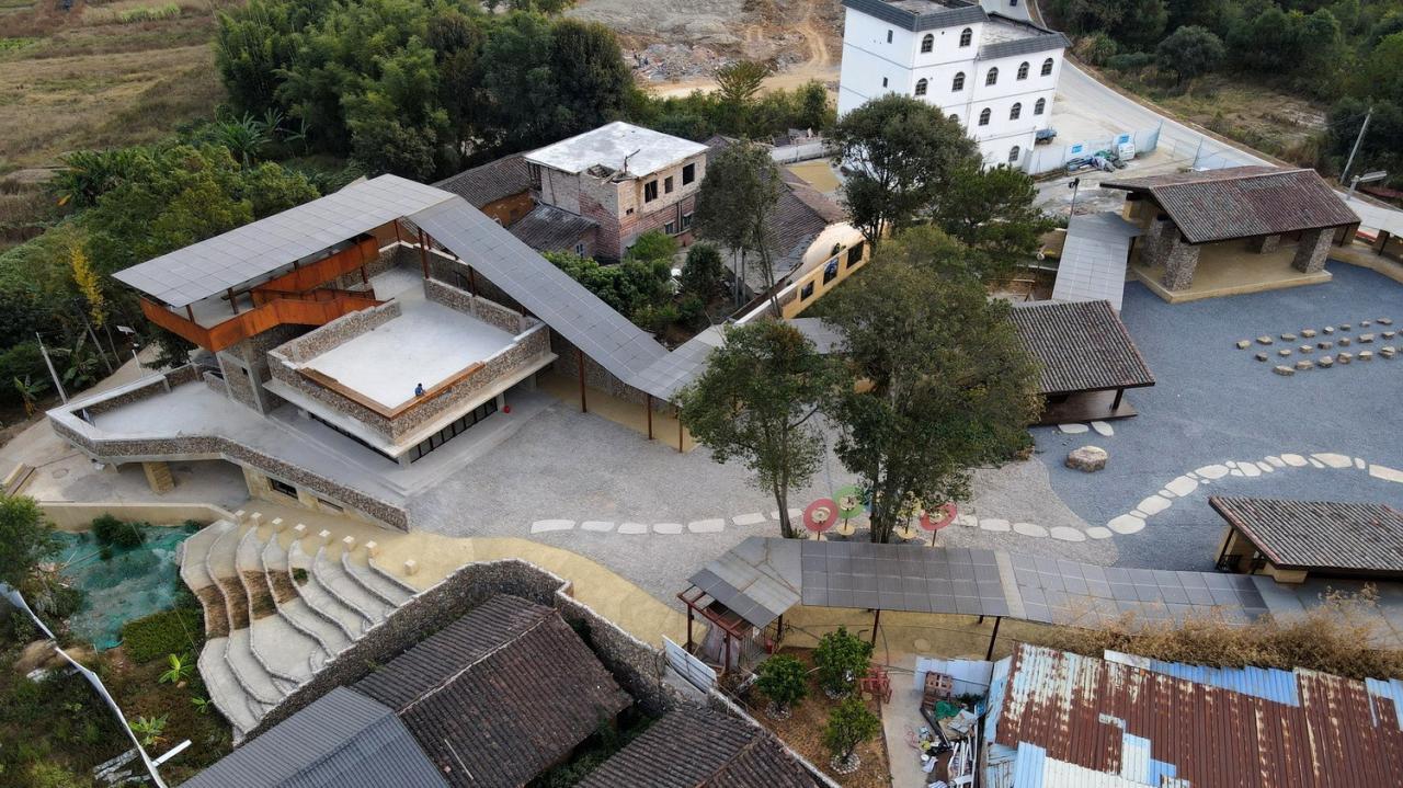 BIM建筑|瑶客共生广场 / 有限设计工作室 BIM建筑|瑶客共生广场 / 有限设计工作室