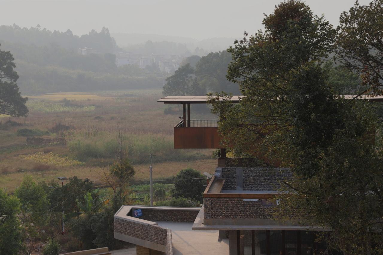 BIM建筑|瑶客共生广场 / 有限设计工作室 BIM建筑|瑶客共生广场 / 有限设计工作室