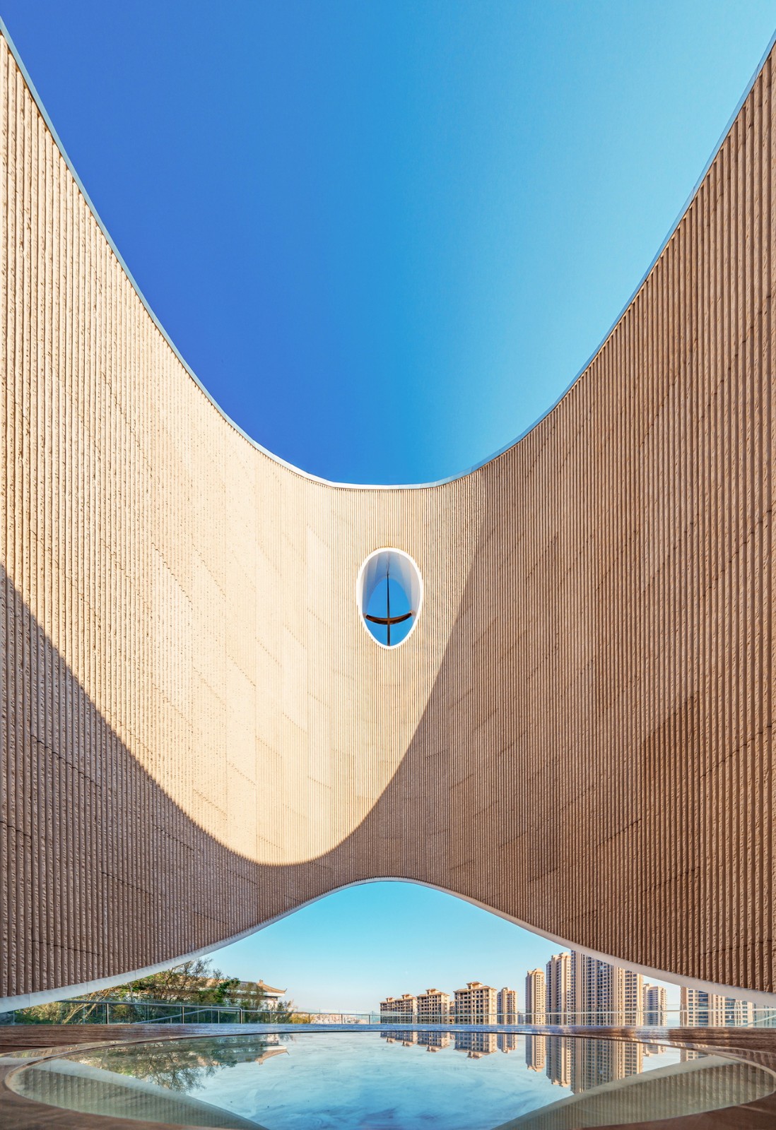 BIM建筑|巨龙山教堂 / INUCE • Dirk U. Moench BIM建筑|巨龙山教堂 / INUCE • Dirk U. Moench