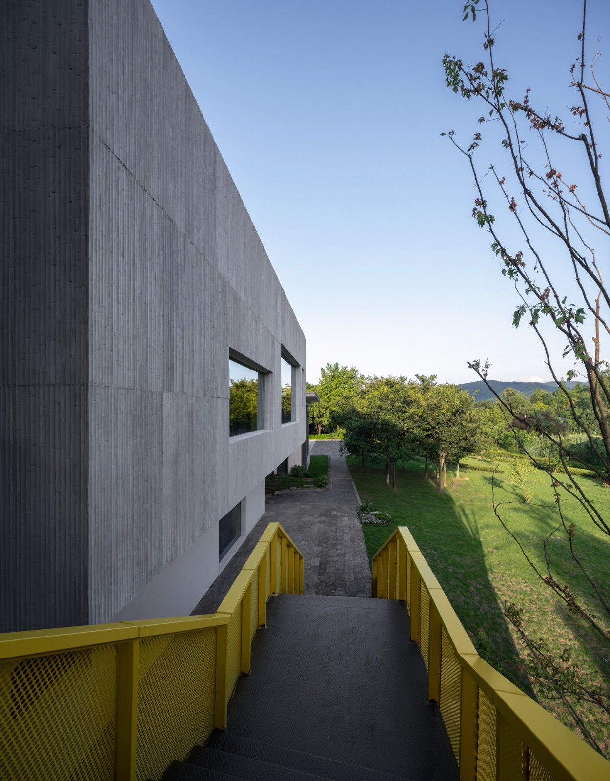 BIM建筑|基于空间叙事的乡村建筑改造实践探索 / 上海交通大学设计学院杜春宇团队 BIM建筑|基于空间叙事的乡村建筑改造实践探索 / 上海交通大学设计学院杜春宇团队