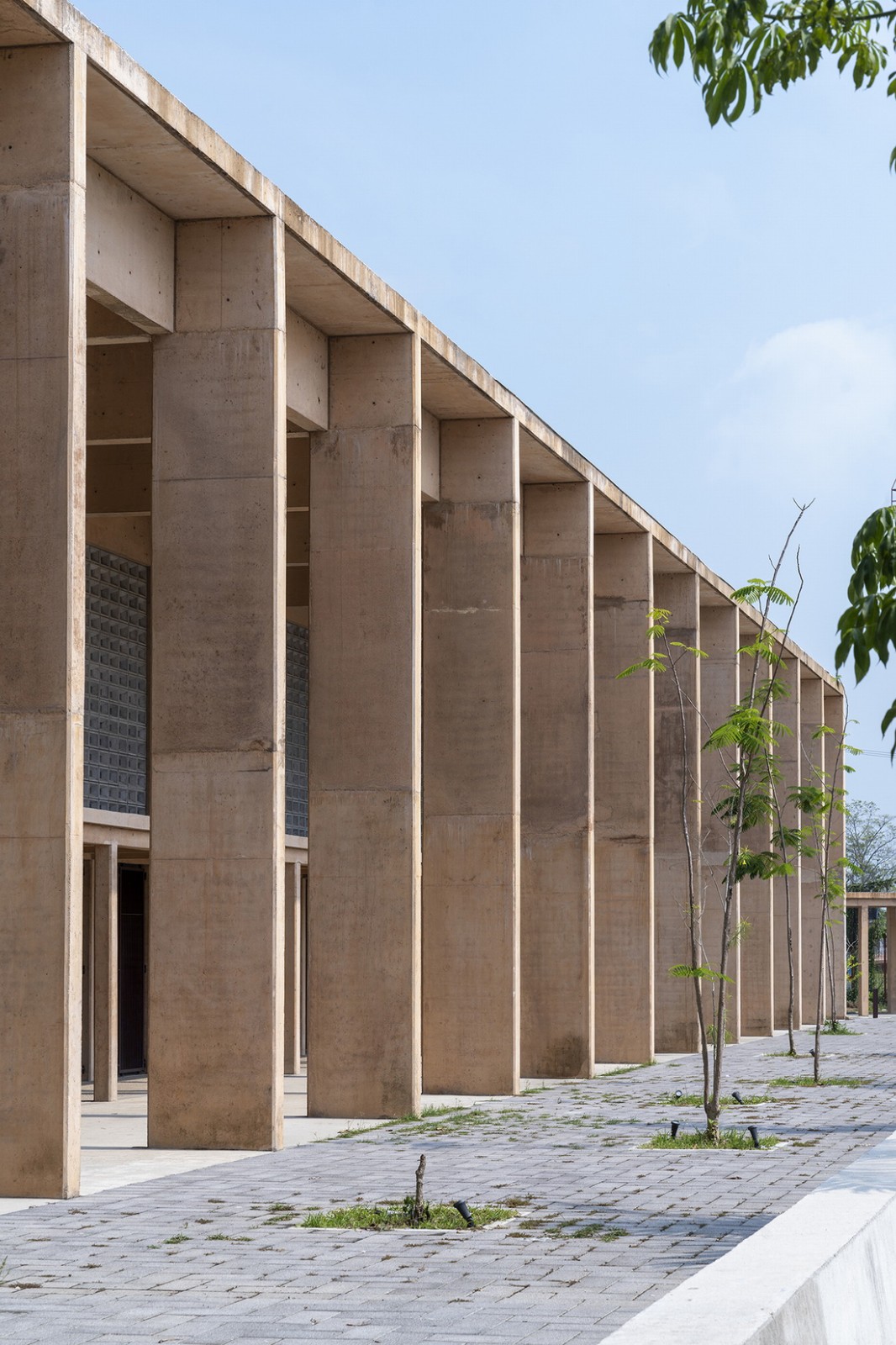 BIM建筑|Manuel Vargas Iziquierdo 棒球场与体育中心 / Bernardo Quinzaños + CCA Centro de Colaboración Arquitectónica BIM建筑|Manuel Vargas Iziquierdo 棒球场与体育中心 / Bernardo Quinzaños + CCA Centro de Colaboración Arquitectónica