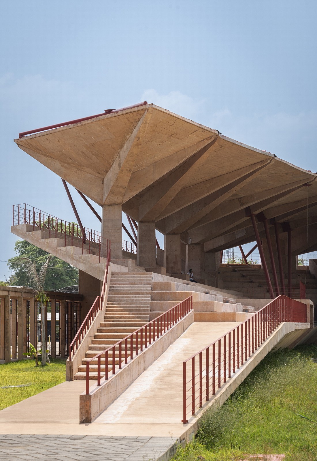 BIM建筑|Manuel Vargas Iziquierdo 棒球场与体育中心 / Bernardo Quinzaños + CCA Centro de Colaboración Arquitectónica BIM建筑|Manuel Vargas Iziquierdo 棒球场与体育中心 / Bernardo Quinzaños + CCA Centro de Colaboración Arquitectónica