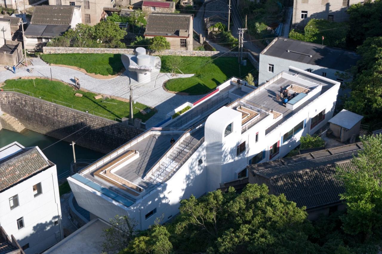 BIM建筑|孤岛浮舟:舟山柴山岛托老所 / 孟凡浩-line+建筑事务所 BIM建筑|孤岛浮舟:舟山柴山岛托老所 / 孟凡浩-line+建筑事务所