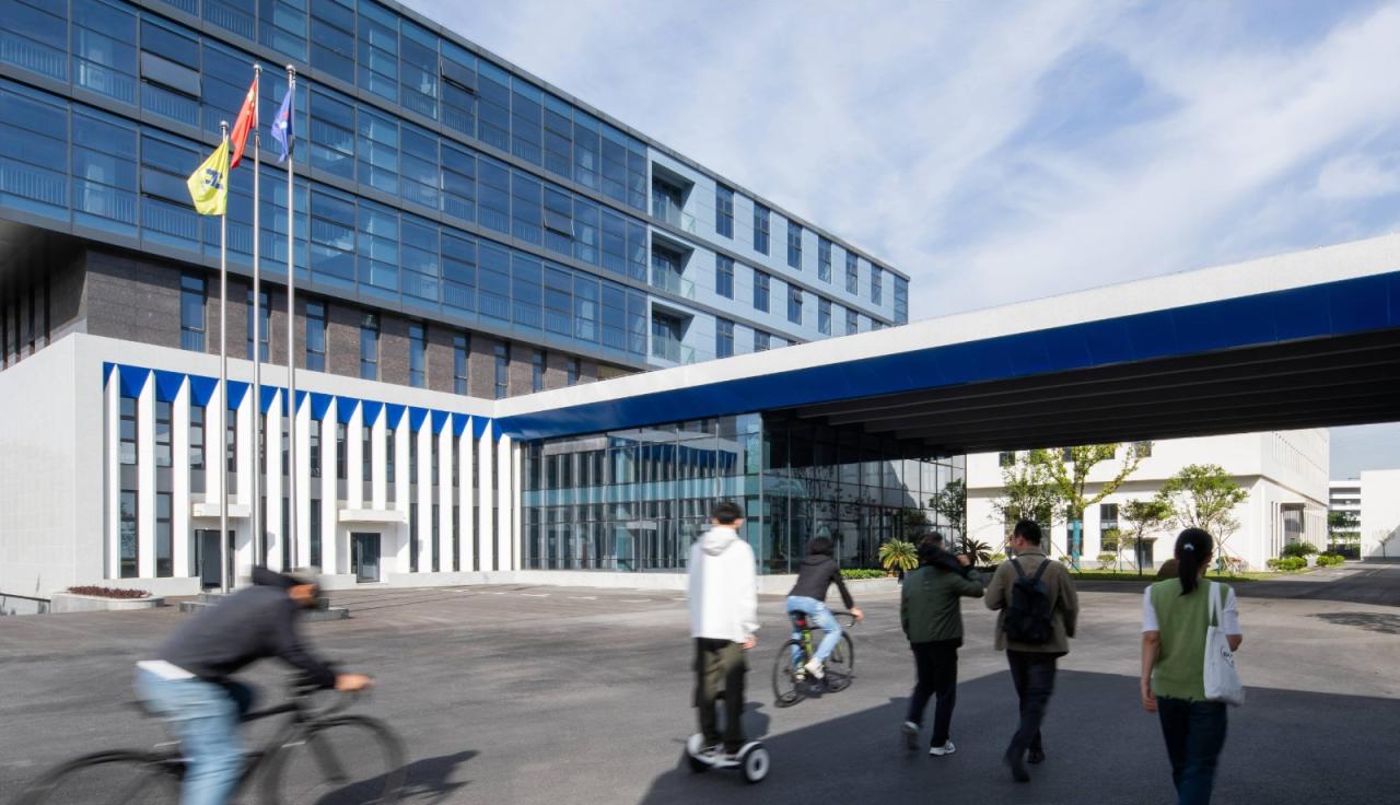 BIM建筑|美术馆语境下的温情工厂/ 田字格建筑事务所 BIM建筑|美术馆语境下的温情工厂/ 田字格建筑事务所