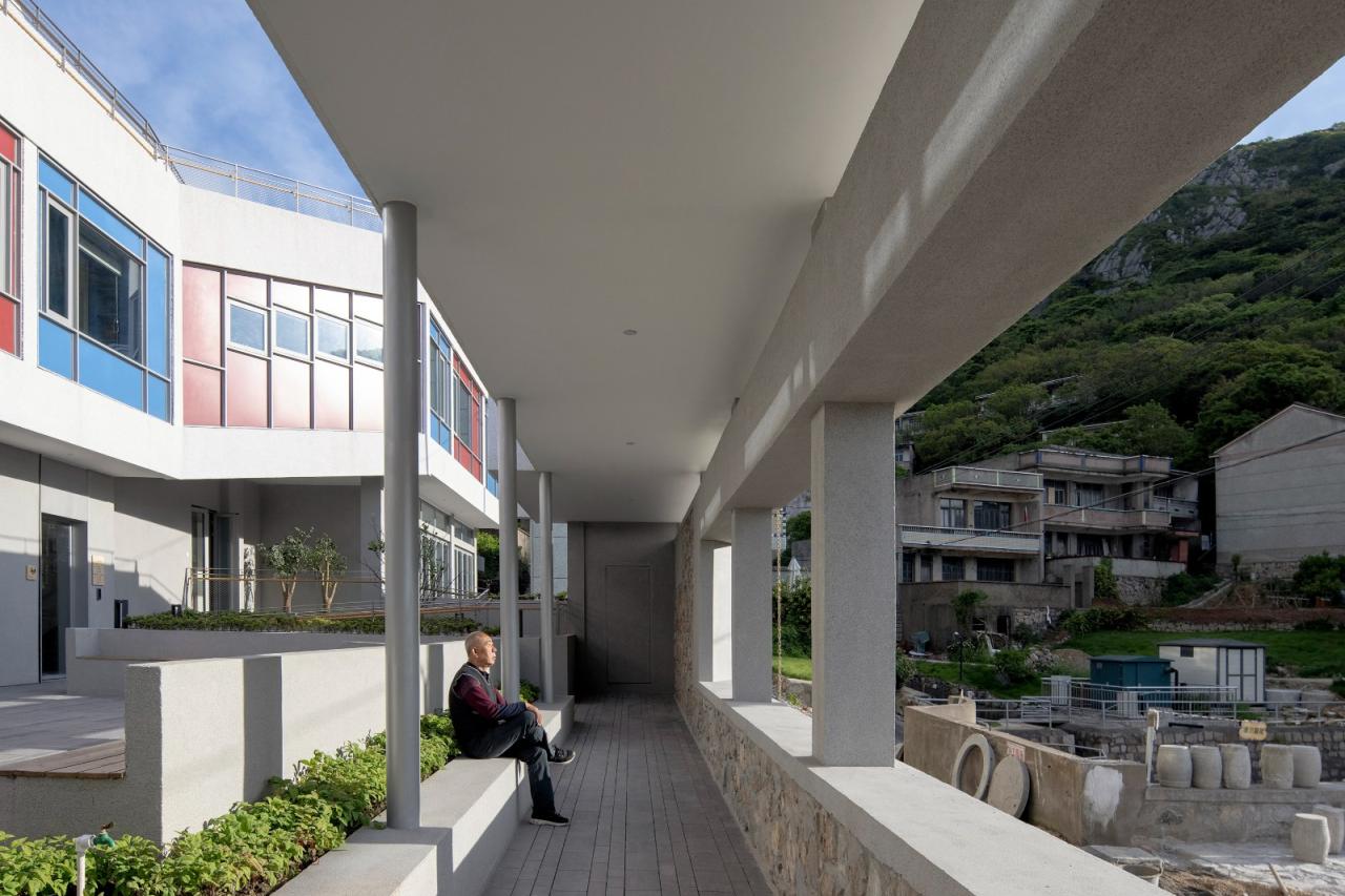 BIM建筑|孤岛浮舟:舟山柴山岛托老所 / 孟凡浩-line+建筑事务所 BIM建筑|孤岛浮舟:舟山柴山岛托老所 / 孟凡浩-line+建筑事务所