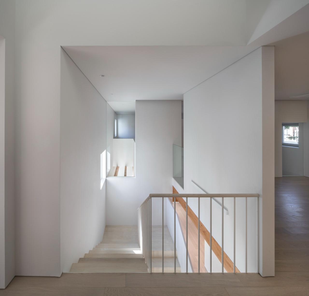 BIM建筑|Seoripul 树屋 / Soltozibin Architects BIM建筑|Seoripul 树屋 / Soltozibin Architects