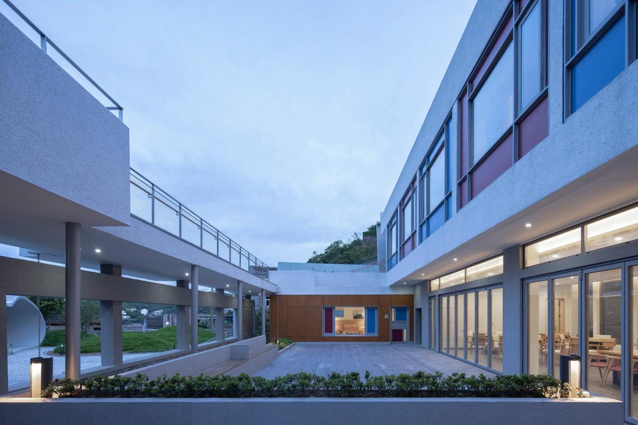 BIM建筑|孤岛浮舟:舟山柴山岛托老所 / 孟凡浩-line+建筑事务所 BIM建筑|孤岛浮舟:舟山柴山岛托老所 / 孟凡浩-line+建筑事务所