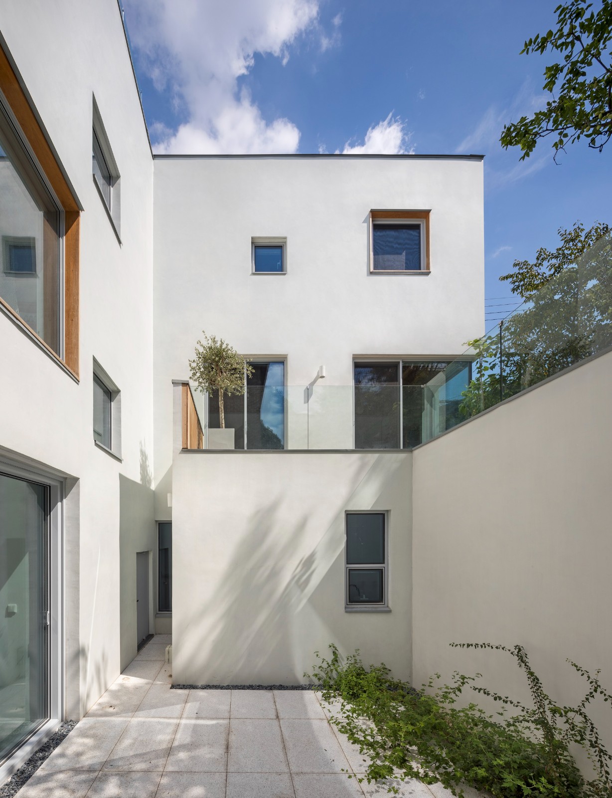 BIM建筑|Seoripul 树屋 / Soltozibin Architects BIM建筑|Seoripul 树屋 / Soltozibin Architects