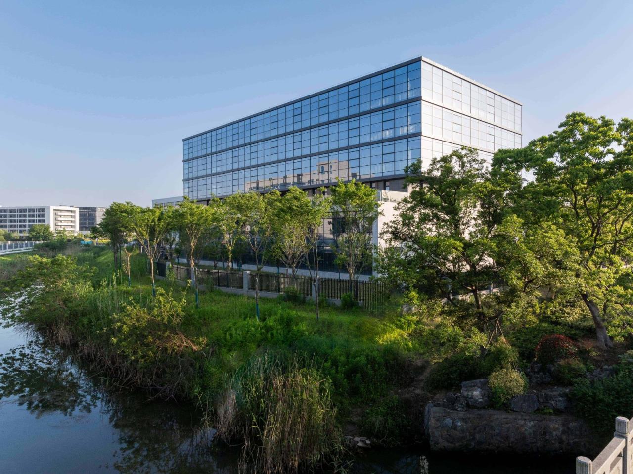 BIM建筑|美术馆语境下的温情工厂/ 田字格建筑事务所 BIM建筑|美术馆语境下的温情工厂/ 田字格建筑事务所