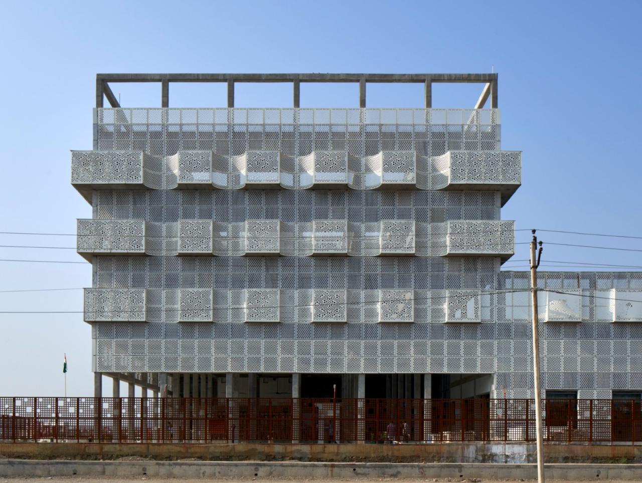 BIM建筑|第三空间文化学习中心 / Studio Saar BIM建筑|第三空间文化学习中心 / Studio Saar