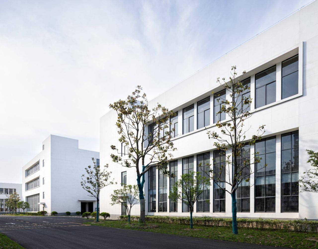 BIM建筑|美术馆语境下的温情工厂/ 田字格建筑事务所 BIM建筑|美术馆语境下的温情工厂/ 田字格建筑事务所