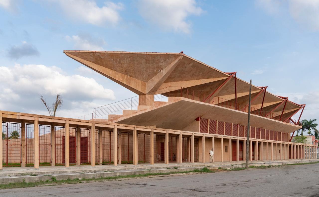 BIM建筑|Manuel Vargas Iziquierdo 棒球场与体育中心 / Bernardo Quinzaños + CCA Centro de Colaboración Arquitectónica BIM建筑|Manuel Vargas Iziquierdo 棒球场与体育中心 / Bernardo Quinzaños + CCA Centro de Colaboración Arquitectónica