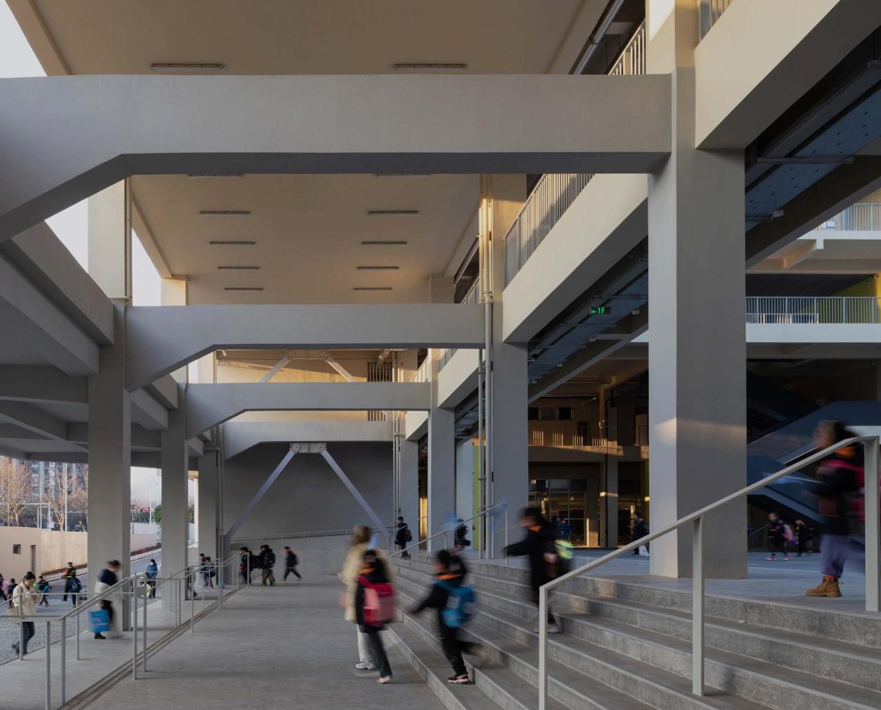 BIM建筑|仙林学校 / 雁飞建筑事务所 BIM建筑|仙林学校 / 雁飞建筑事务所