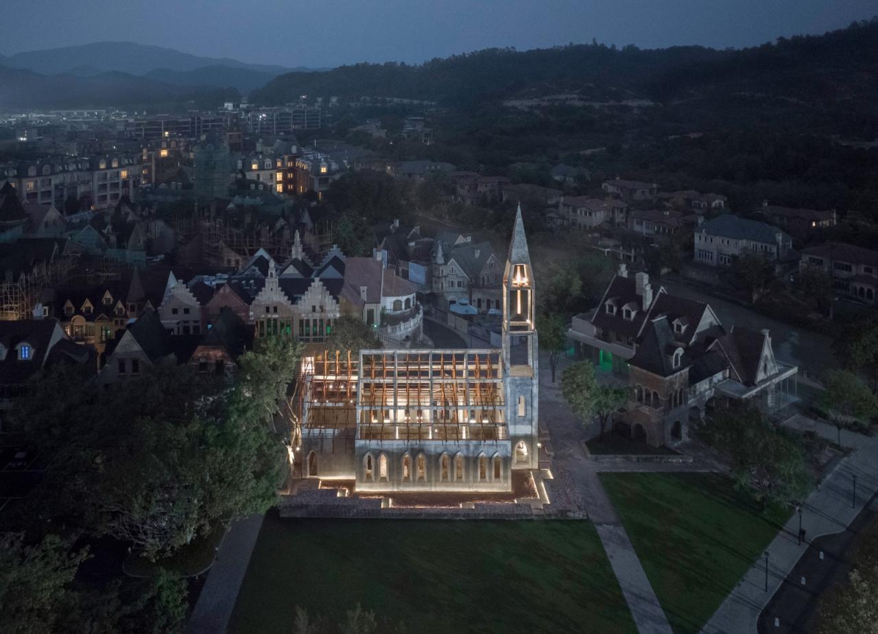 BIM建筑|旧教堂 / 源计划建筑师事务所 BIM建筑|旧教堂 / 源计划建筑师事务所