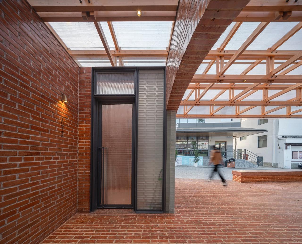 BIM建筑|留坝老街红砖公厕 / 尌林建筑设计事务所 BIM建筑|留坝老街红砖公厕 / 尌林建筑设计事务所