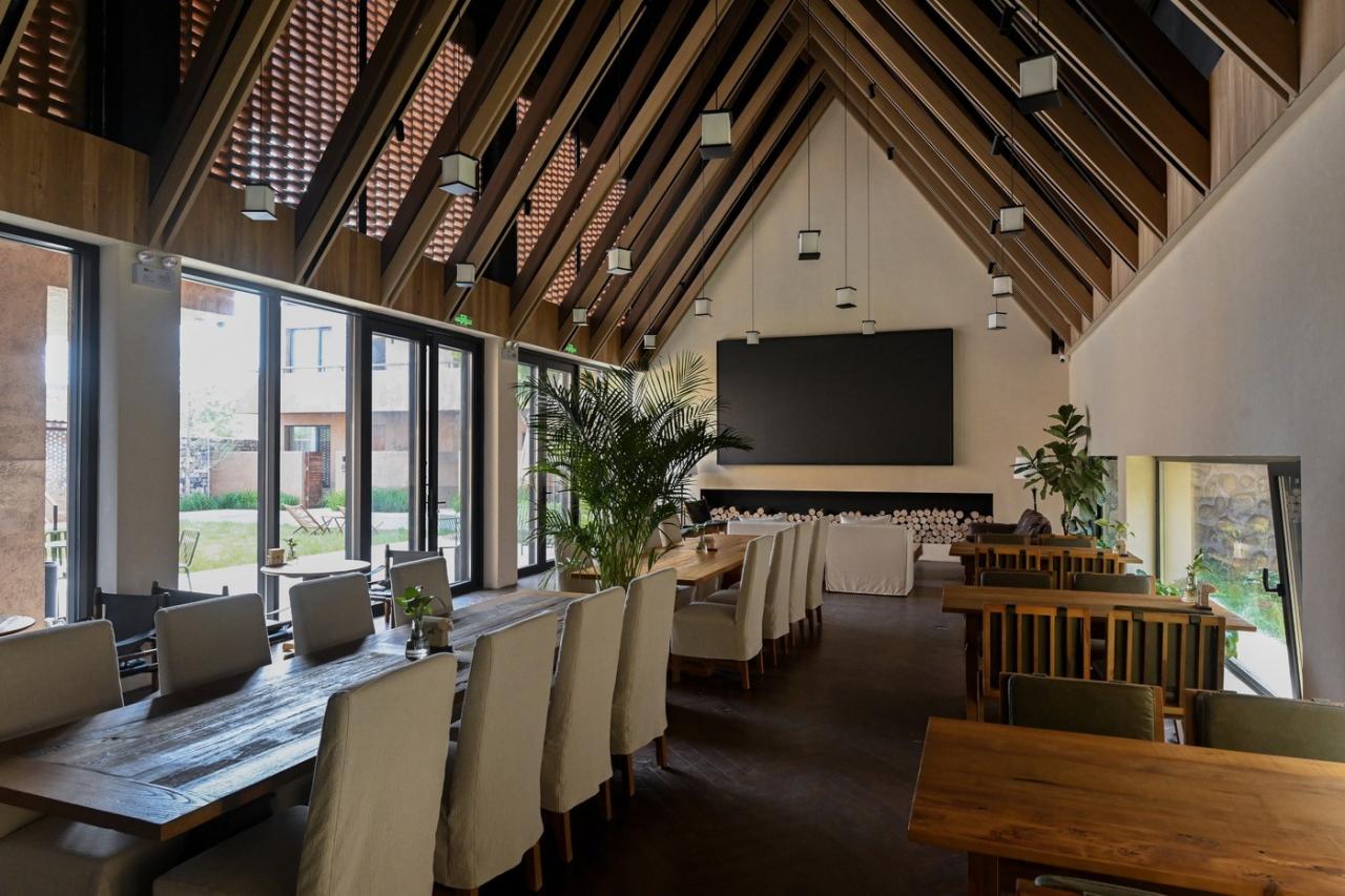 BIM建筑|伴山而居:后院•溜石港民宿 / GW空间设计 BIM建筑|伴山而居:后院•溜石港民宿 / GW空间设计