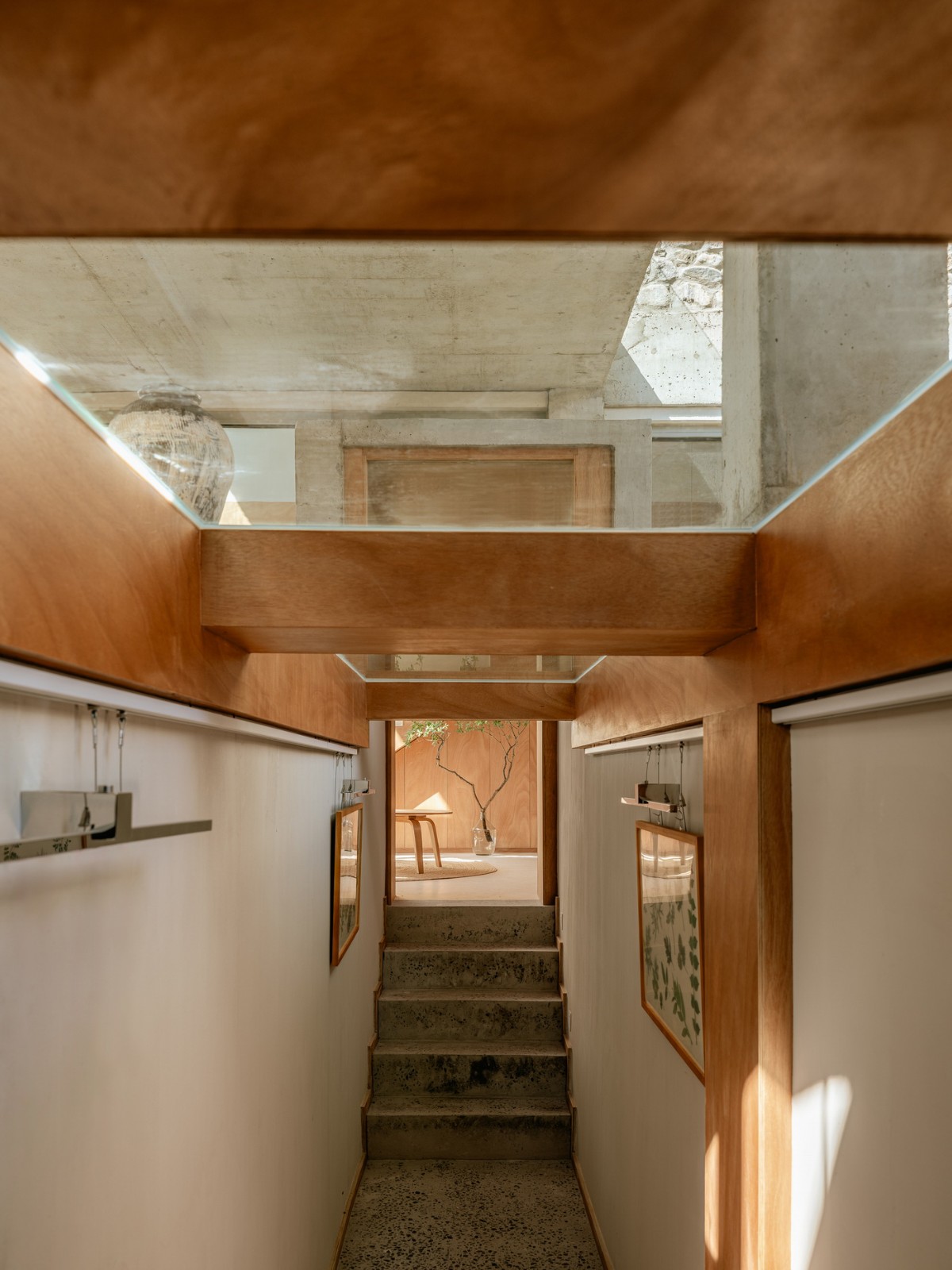 BIM建筑|废土乐园、虚张声势与巨大火锅 / 察社办公室 BIM建筑|废土乐园、虚张声势与巨大火锅 / 察社办公室