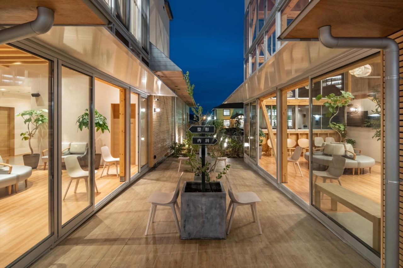 BIM建筑|旭之森内科和胃肠病诊所 / TSC Architects BIM建筑|旭之森内科和胃肠病诊所 / TSC Architects