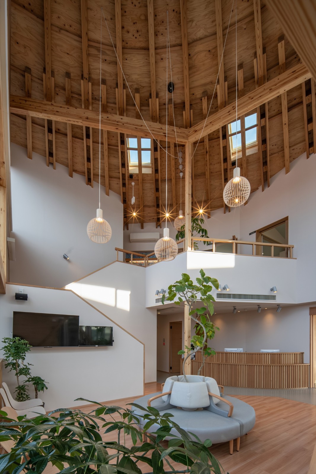 BIM建筑|旭之森内科和胃肠病诊所 / TSC Architects BIM建筑|旭之森内科和胃肠病诊所 / TSC Architects