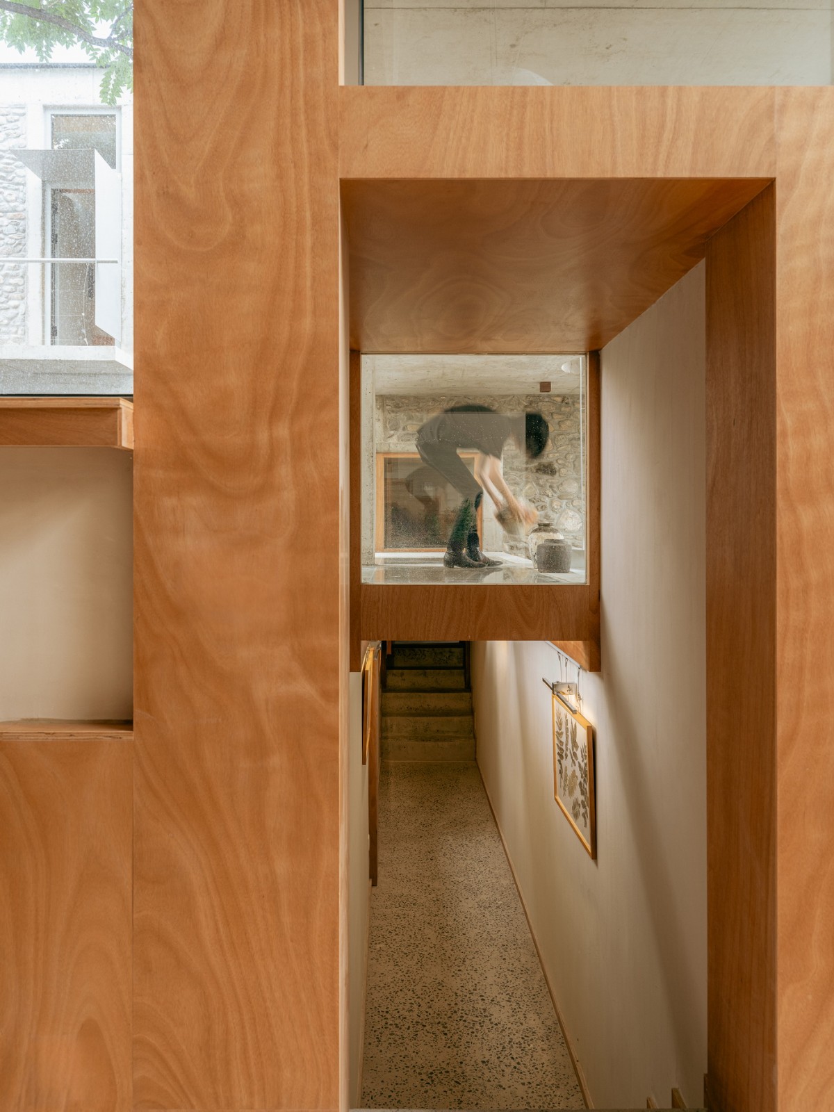 BIM建筑|废土乐园、虚张声势与巨大火锅 / 察社办公室 BIM建筑|废土乐园、虚张声势与巨大火锅 / 察社办公室