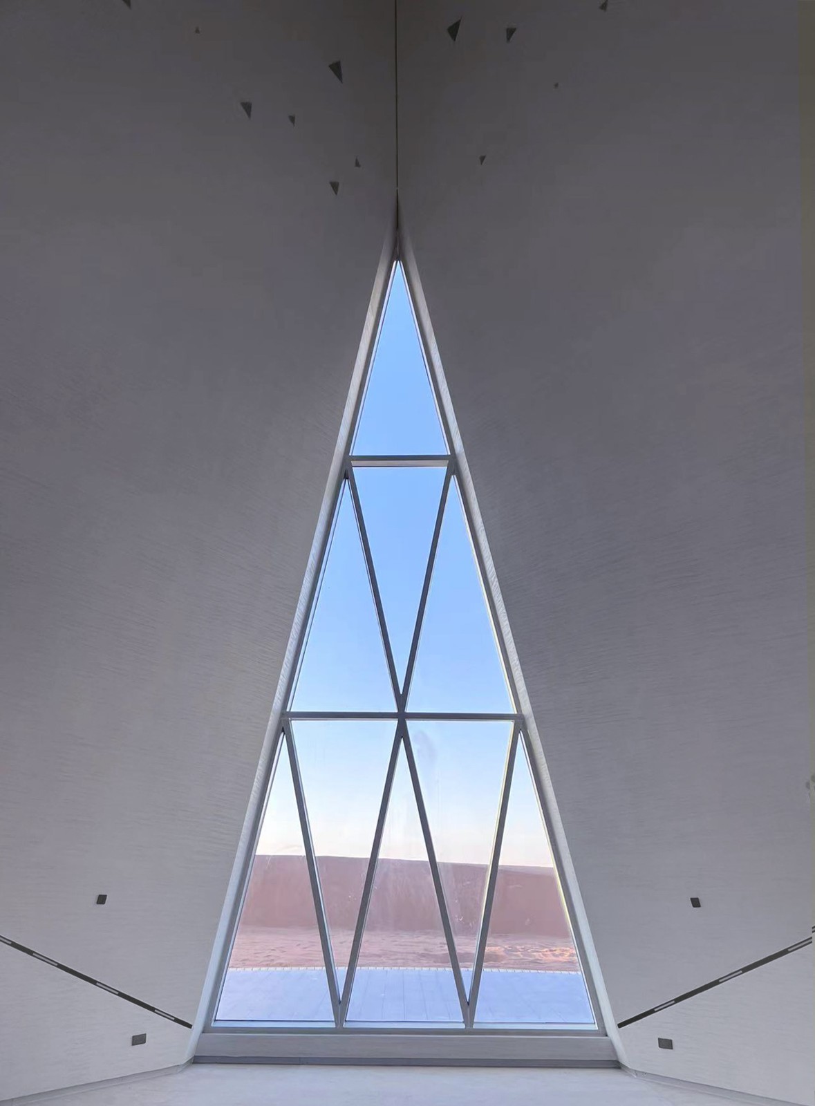 BIM建筑|中卫沙漠钻石酒店 / 水石设计-米川工作室 BIM建筑|中卫沙漠钻石酒店 / 水石设计-米川工作室