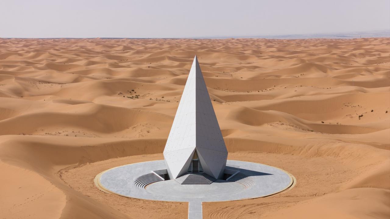 BIM建筑|中卫沙漠钻石酒店 / 水石设计-米川工作室 BIM建筑|中卫沙漠钻石酒店 / 水石设计-米川工作室