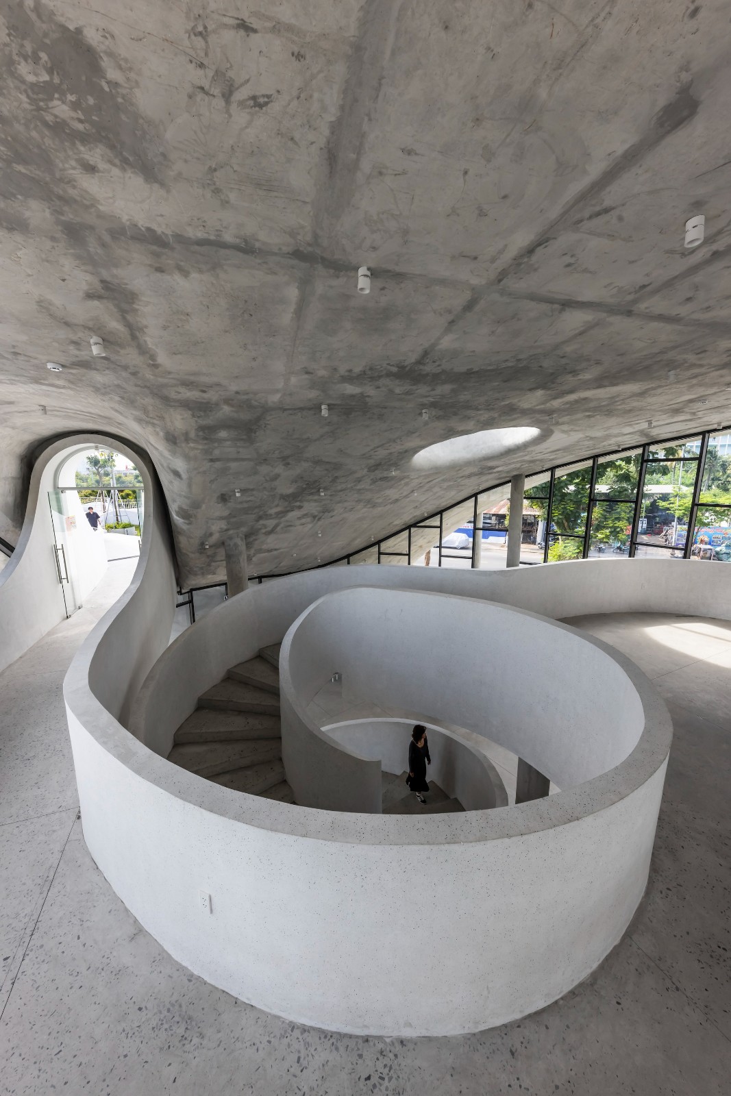 BIM建筑|朔特拉艺术展览中心 / Ho Khue Architects BIM建筑|朔特拉艺术展览中心 / Ho Khue Architects