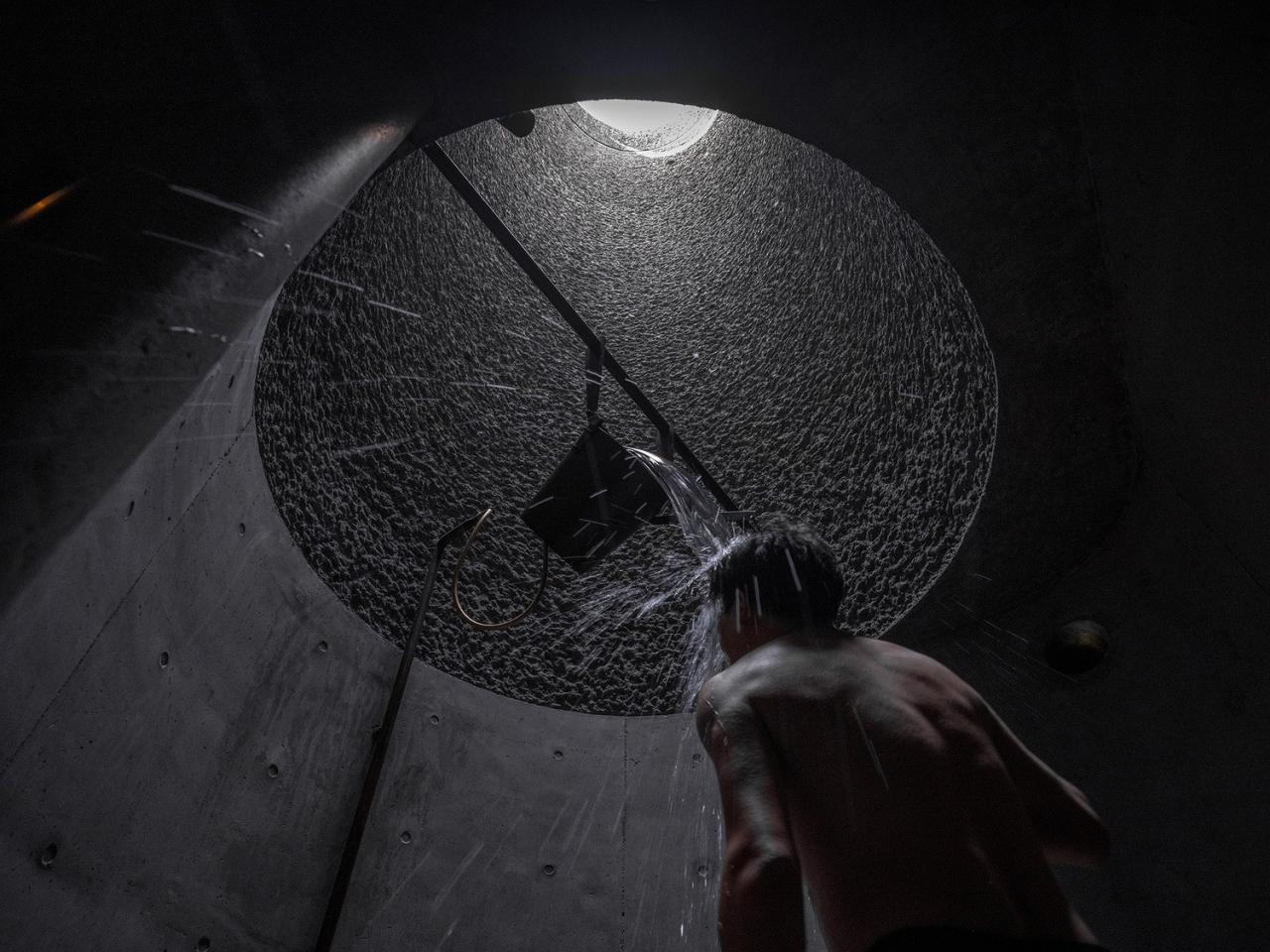 BIM建筑|雾灵山眼石汤泉,林中仪器 / 直向建筑 BIM建筑|雾灵山眼石汤泉,林中仪器 / 直向建筑