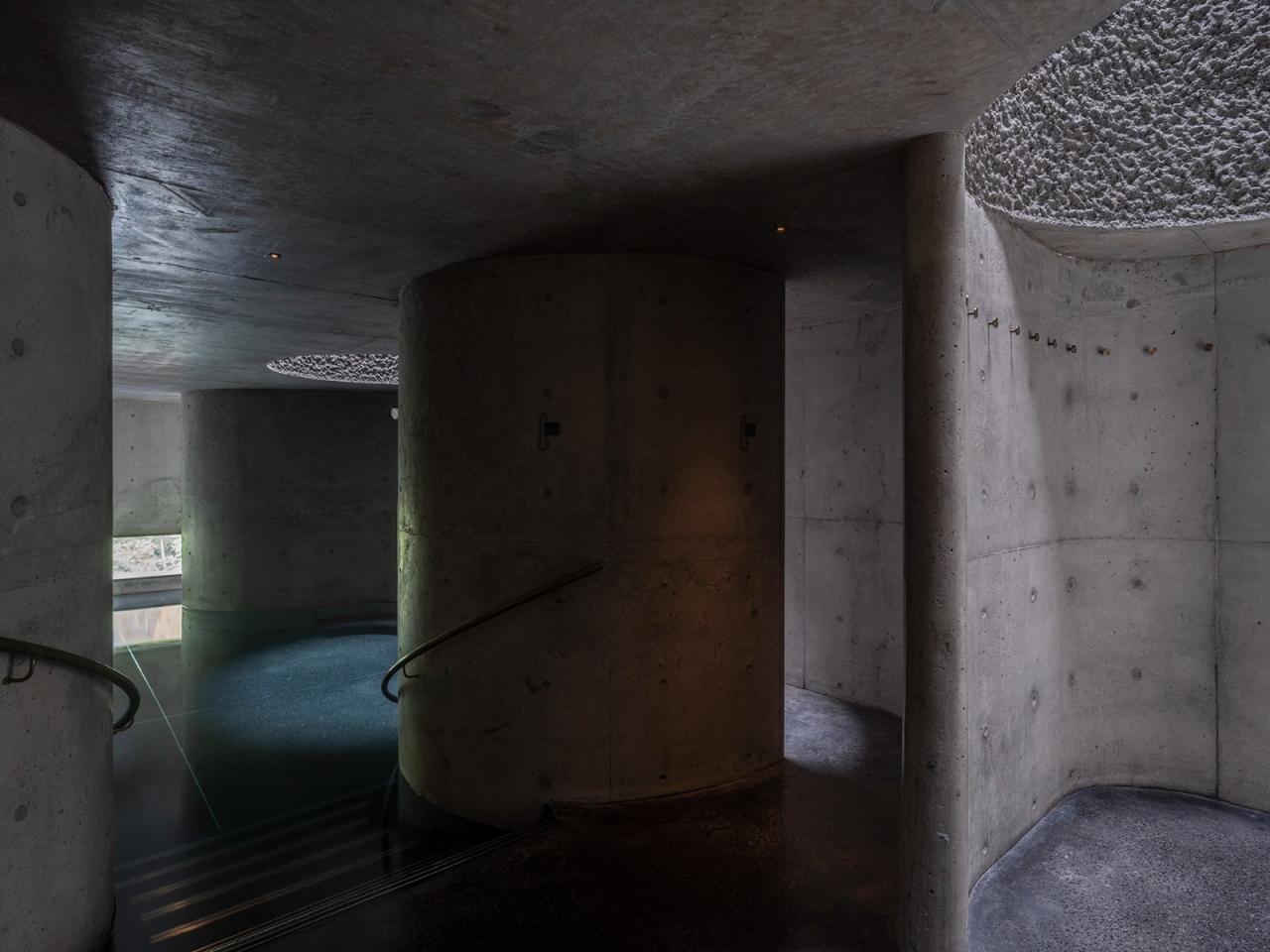 BIM建筑|雾灵山眼石汤泉,林中仪器 / 直向建筑 BIM建筑|雾灵山眼石汤泉,林中仪器 / 直向建筑