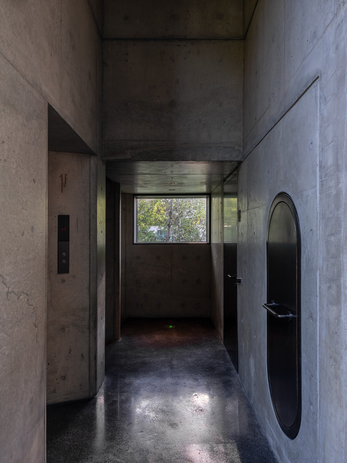 BIM建筑|雾灵山眼石汤泉,林中仪器 / 直向建筑 BIM建筑|雾灵山眼石汤泉,林中仪器 / 直向建筑